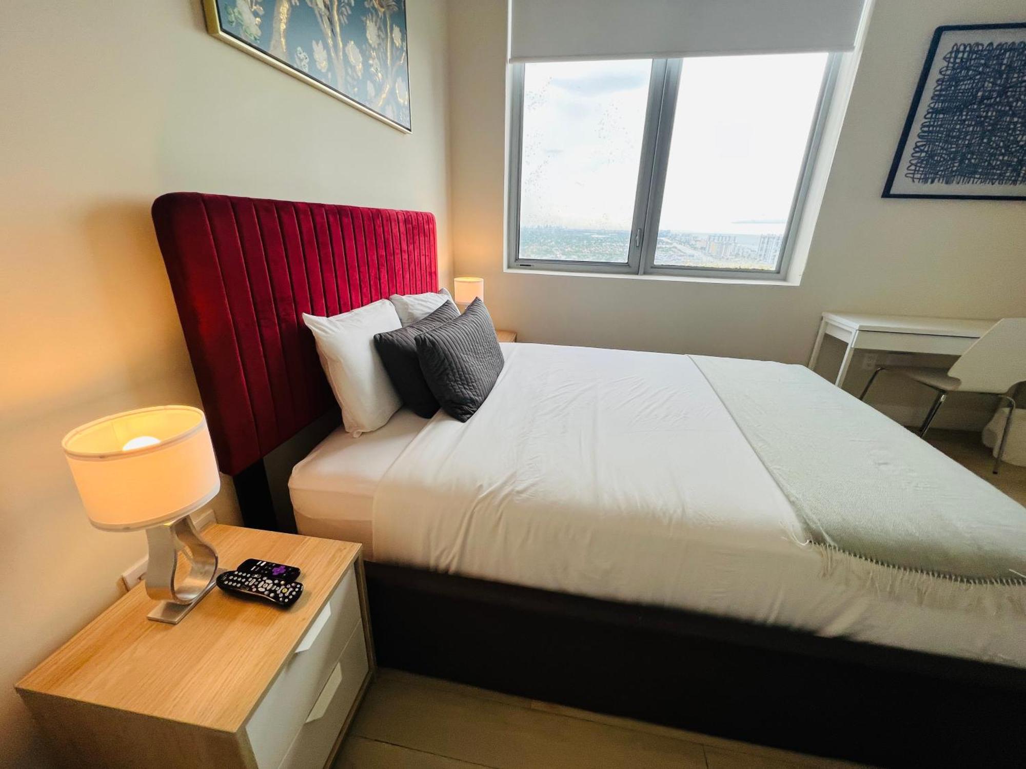 Mvr Apartments At Beachwalk Resort Hallandale Beach Eksteriør bilde