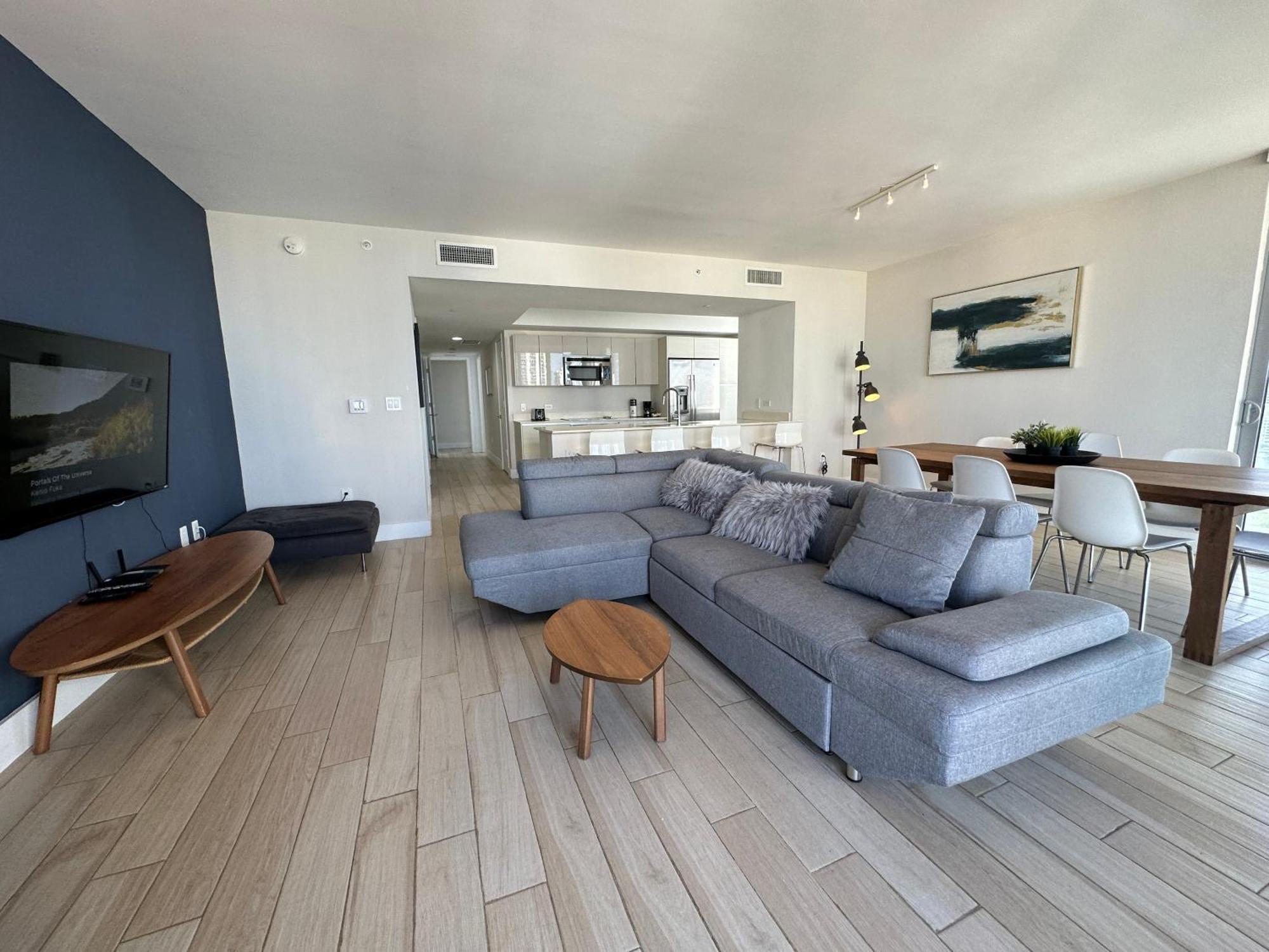Mvr Apartments At Beachwalk Resort Hallandale Beach Eksteriør bilde