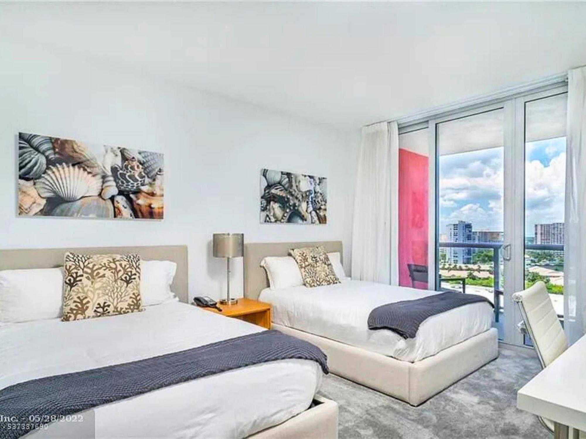 Mvr Apartments At Beachwalk Resort Hallandale Beach Eksteriør bilde
